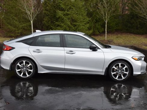 New 2026 Honda Civic Sport Touring image 9