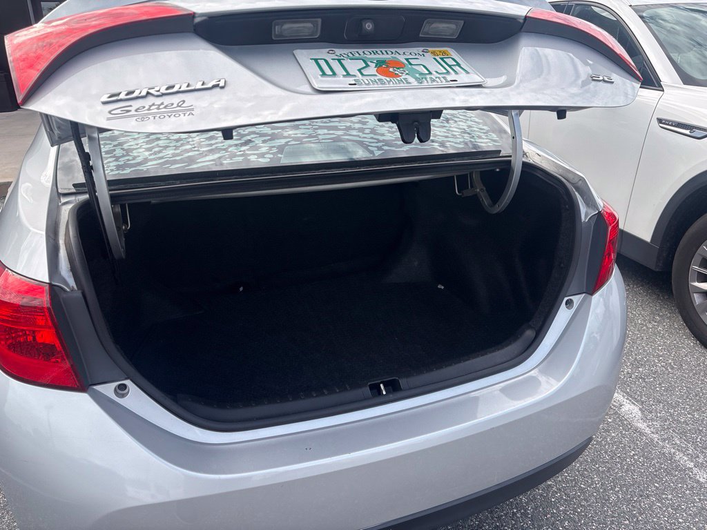 Used 2019 Toyota Corolla SE FWD image 15