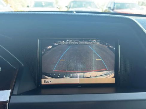 Used 2010 Mercedes-Benz GLK 350 4MATIC image 3