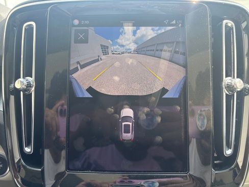 New 2026 Volvo XC40 B5 Plus w/ Protection Package Premier image 23