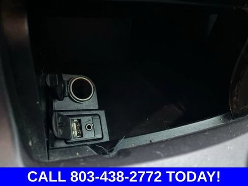 Used 2017 Toyota Camry LE FWD image 25