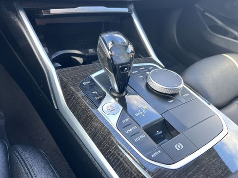 Used 2021 BMW 330i xDrive Sedan w/ Premium Package image 22