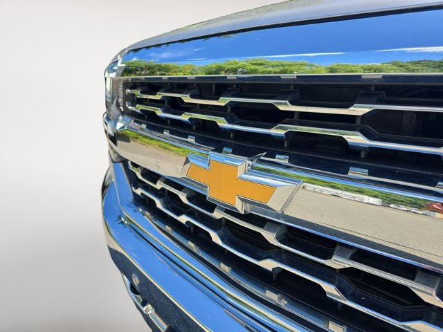 Used 2018 Chevrolet Silverado 1500 LTZ w/ Sport Package AWD/4WD image 9