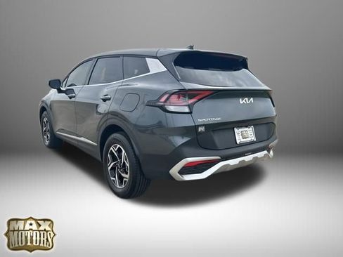 Used 2025 Kia Sportage LX AWD/4WD image 6