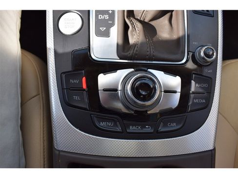 Used 2016 Audi A4 2.0T Premium Plus w/ Technology Package image 34