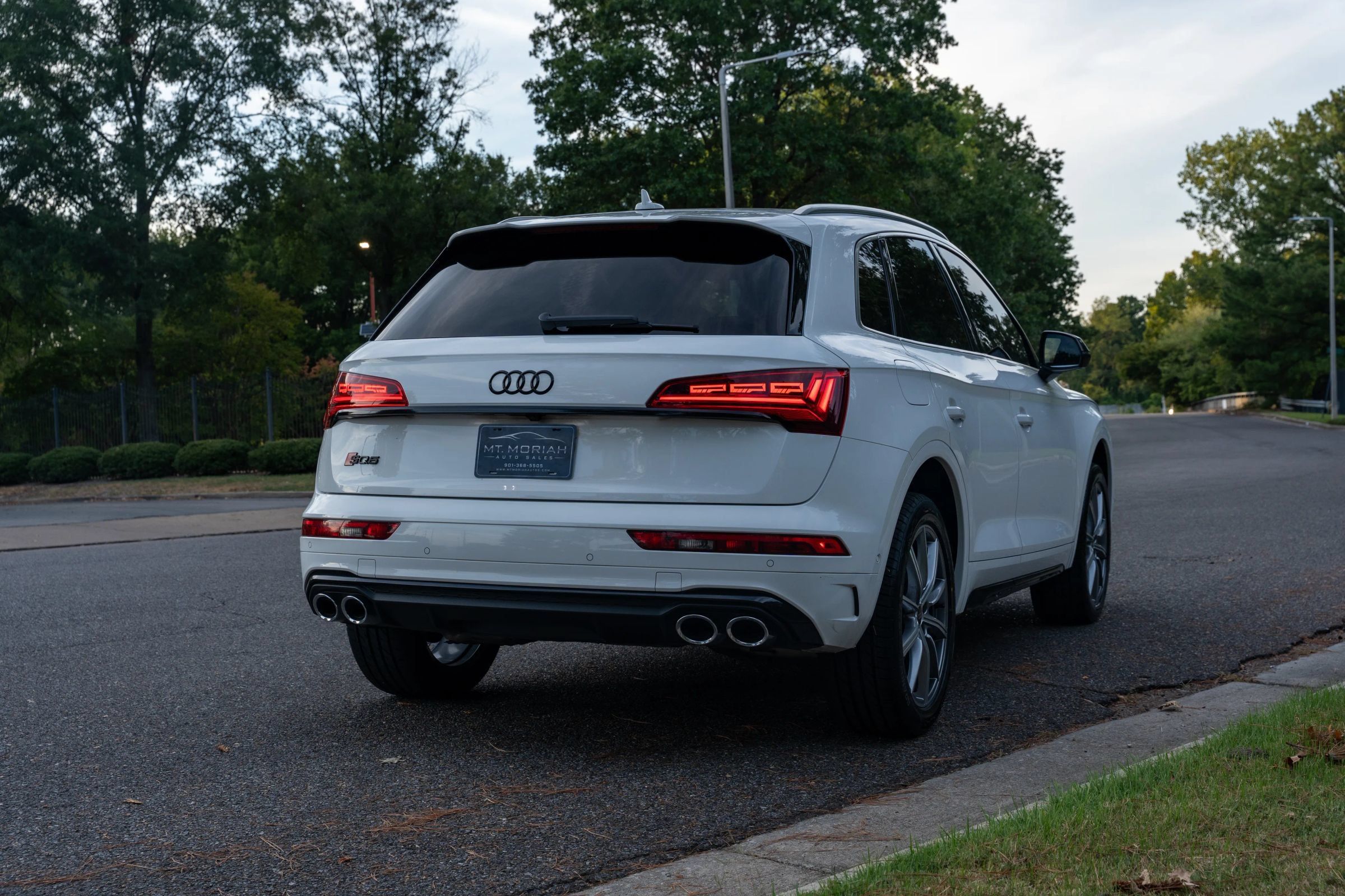 Used 2021 Audi SQ5 Prestige w/ Prestige Package AWD/4WD image 6