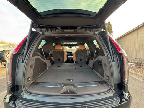 Used 2022 Cadillac Escalade Sport image 36