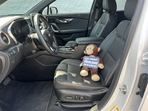 Used 2025 Chevrolet Blazer Premier w/ Driver Confidence II Package image 20