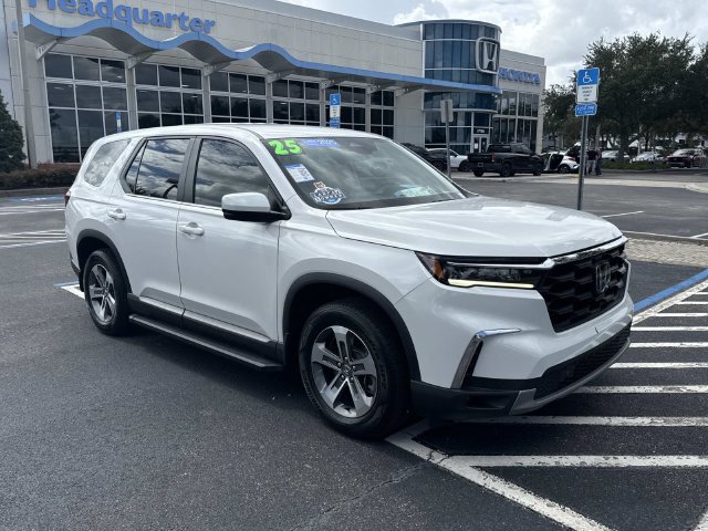 Certified 2025 Honda Pilot EX-L image 2