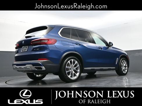 Used 2019 BMW X5 xDrive40i w/ Convenience Package AWD/4WD image 16