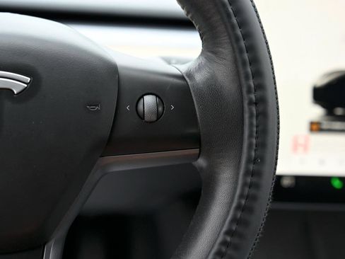 Used 2022 Tesla Model 3 Standard Range image 21