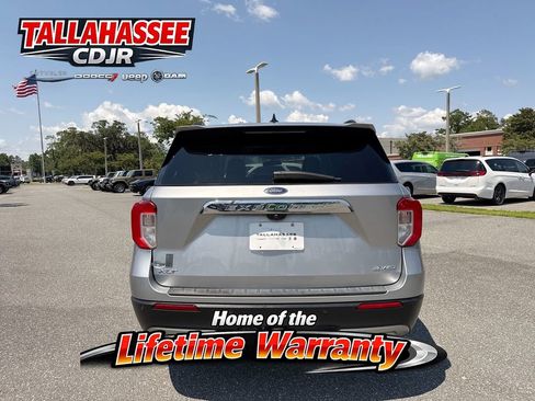 Used 2021 Ford Explorer XLT w/ Equipment Group 202A AWD/4WD image 3