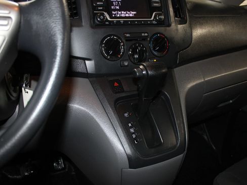 Used 2019 Nissan NV200 S w/ Cruise Control Package FWD image 16