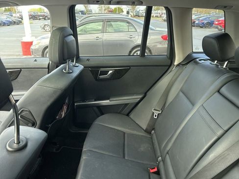 Used 2015 Mercedes-Benz GLK 350 2WD image 8