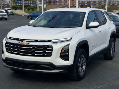 Used 2025 Chevrolet Equinox LT