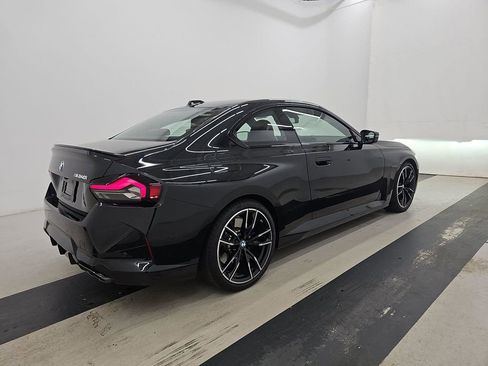 Used 2025 BMW M240i Coupe RWD image 4