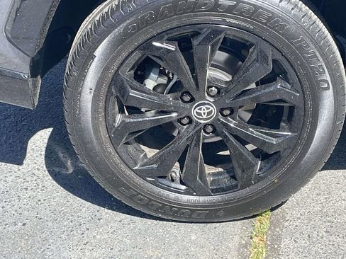 Used 2024 Toyota RAV4 XSE image 12