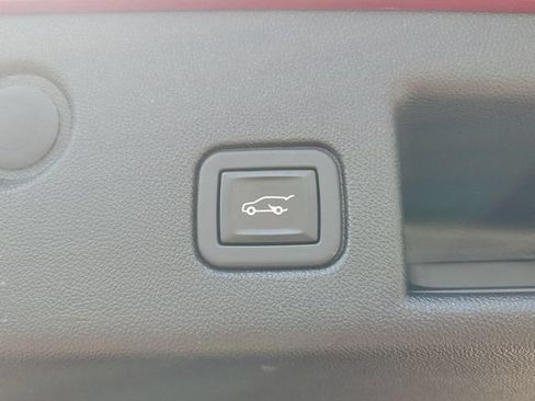 Used 2022 Chevrolet Equinox RS FWD image 31