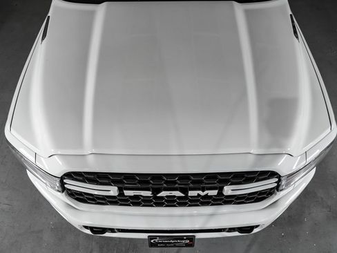 Used 2024 RAM 3500 Big Horn AWD/4WD image 38