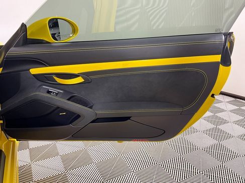 Used 2022 Porsche 718 Cayman GT4 image 20