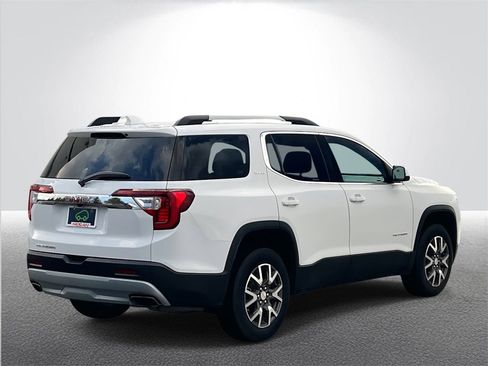 Used 2023 GMC Acadia SLE w/ Driver Convenience Package image 5
