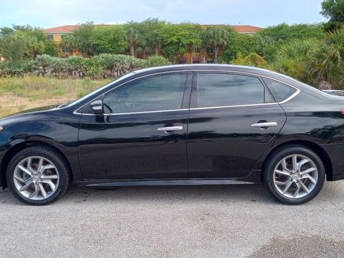 Used 2015 Nissan Sentra SR FWD image 9