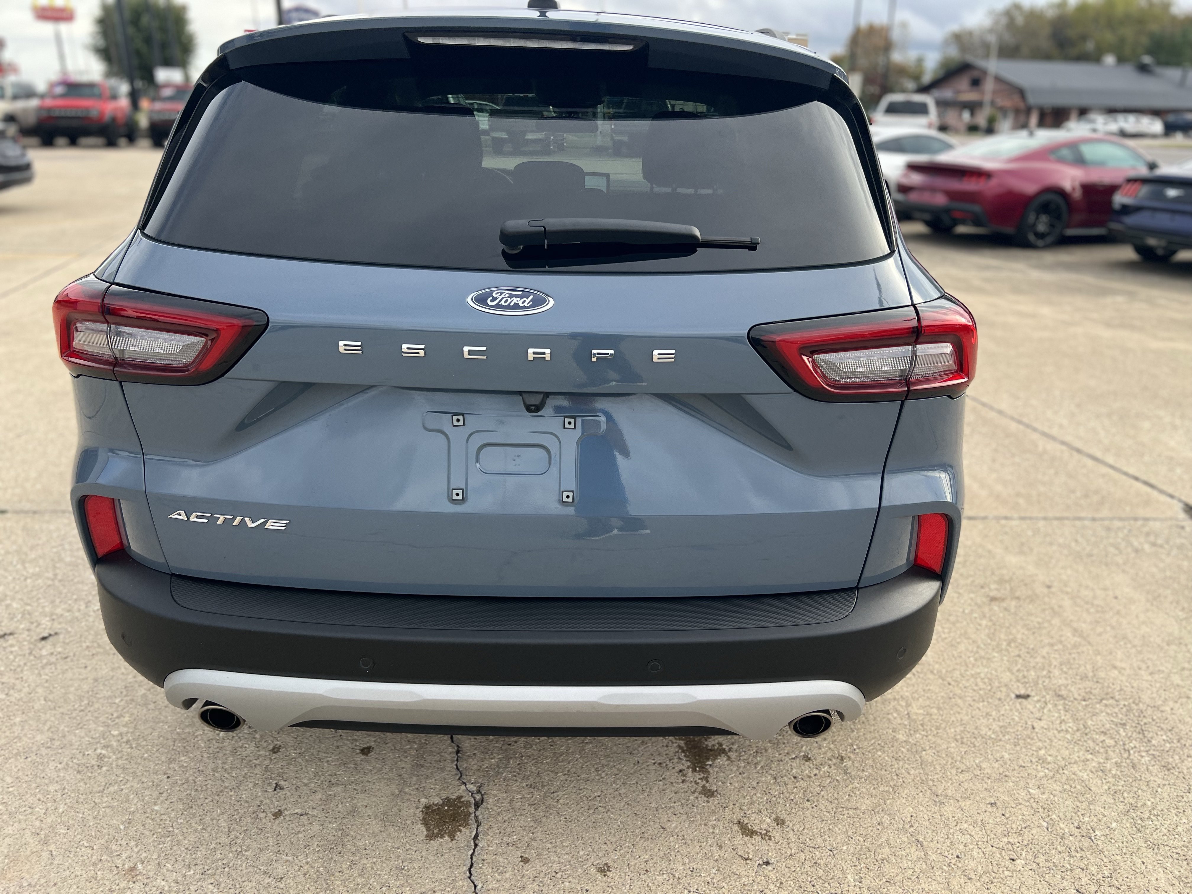 Used 2024 Ford Escape Active w/ Tech Pack #2 FWD image 6