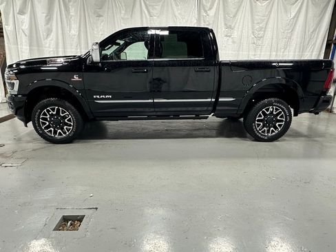 Used 2025 RAM 2500 Limited image 4