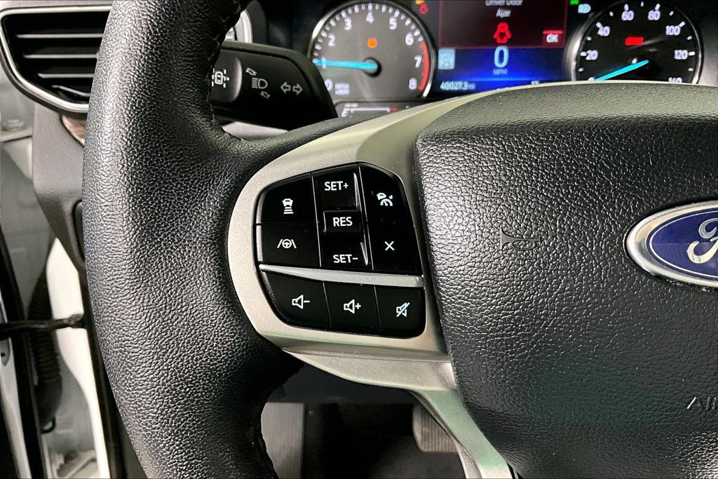 Used 2023 Ford Explorer Limited AWD/4WD image 18