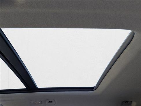 New 2026 Volvo XC40 B5 Plus w/ Protection Package Premier image 18