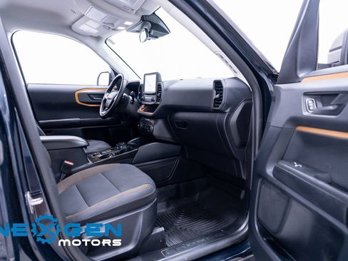 Used 2023 Ford Bronco Sport Badlands image 46