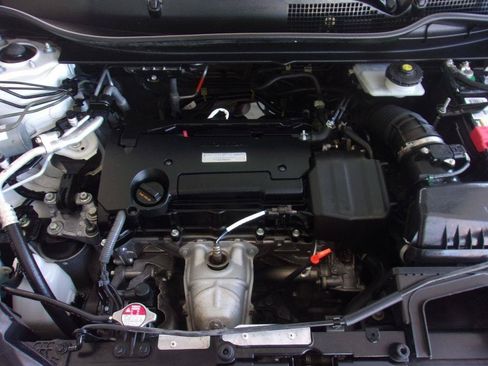 Used 2017 Honda CR-V LX image 17