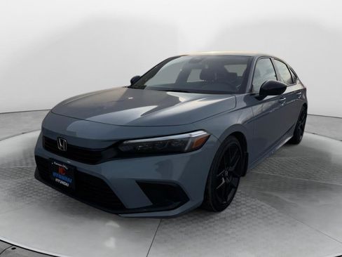 Used 2024 Honda Civic Sport image 1