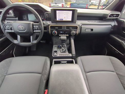 Used 2024 Toyota Tacoma SR image 14