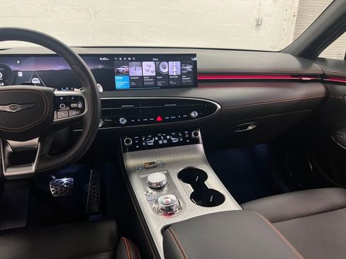 New 2026 Genesis GV70 2.5T Sport Prestige AWD/4WD image 17