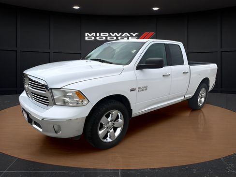Used 2016 RAM 1500 Big Horn AWD/4WD image 2