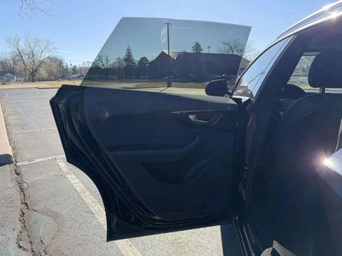 Used 2019 Audi Q8 Premium w/ Convenience Package image 20