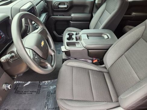 Used 2023 Chevrolet Silverado 1500 Custom AWD/4WD image 4