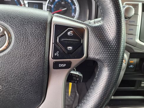 Used 2019 Toyota 4Runner SR5 Premium image 22