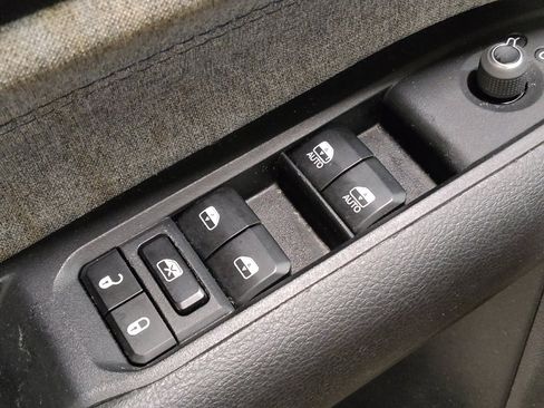 Used 2024 Jeep Compass Latitude AWD/4WD image 27