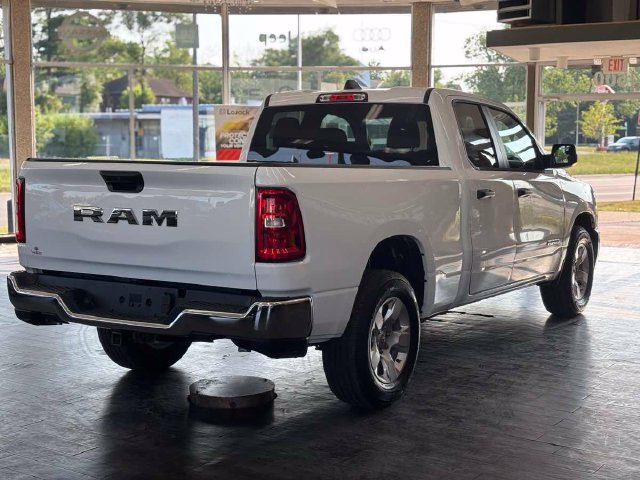 Used 2026 RAM 1500 Big Horn AWD/4WD image 7