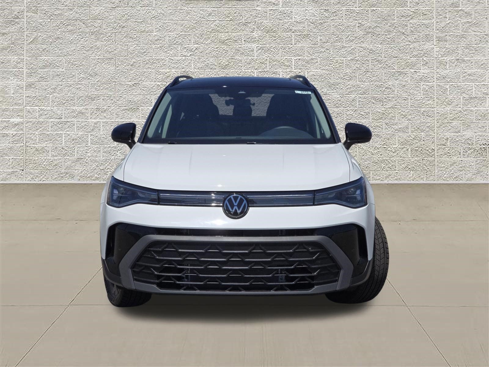 New 2026 Volkswagen Taos SE AWD/4WD image 2