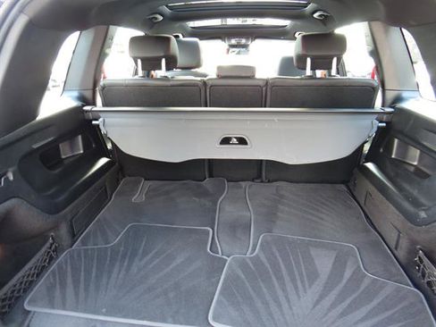 Used 2025 Mercedes-Benz GLB 35 AMG 4MATIC image 31