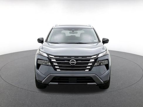 Used 2026 Nissan Rogue SL FWD image 2