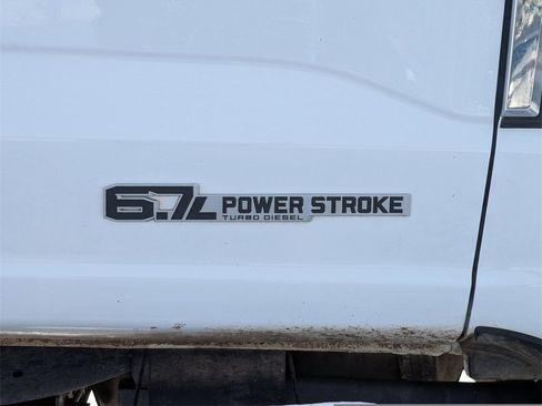 Used 2024 Ford F250 XLT image 10