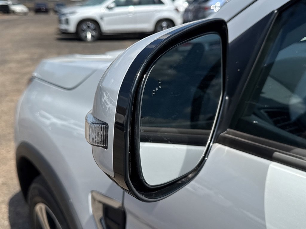 New 2027 Mitsubishi Outlander Sport SE AWD/4WD image 35