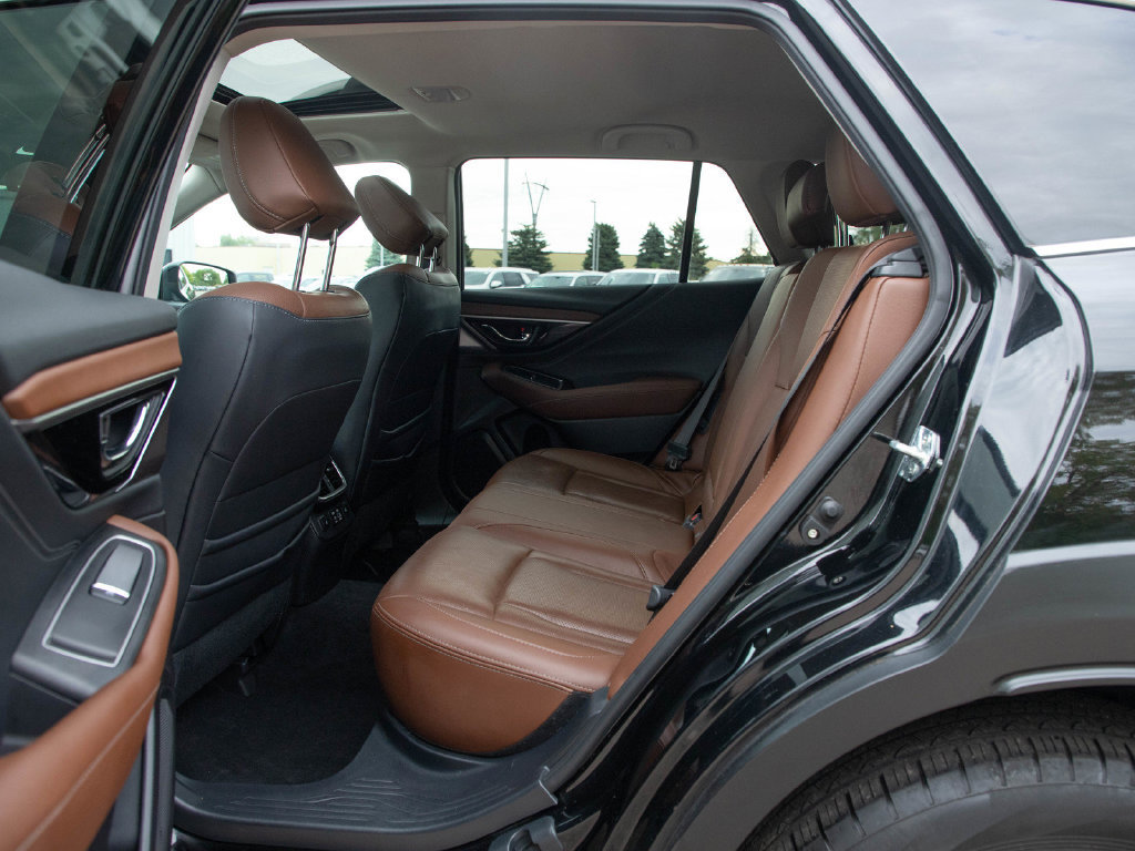 Used 2023 Subaru Outback Touring XT AWD/4WD image 19