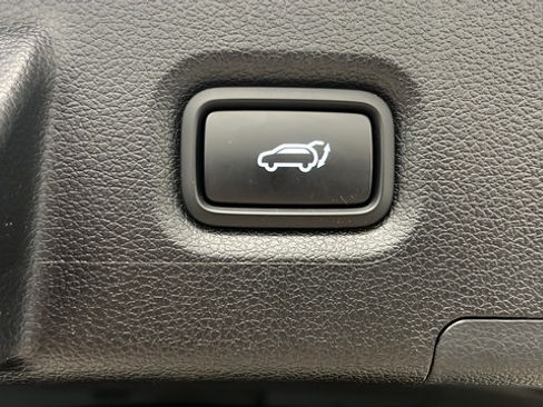Used 2023 Hyundai Santa Fe Limited AWD/4WD image 33