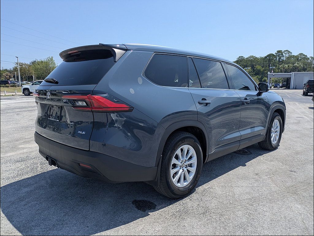Used 2024 Toyota Grand Highlander FWD image 7