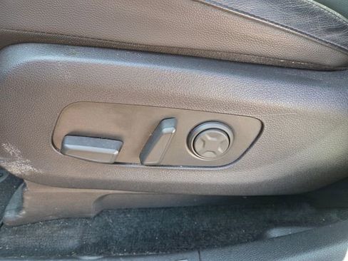 Used 2024 Kia Carnival SX Prestige image 16